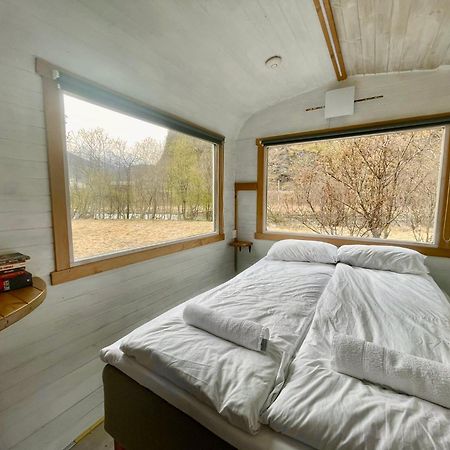 Tiny House With Terrace Villa Flam Bagian luar foto