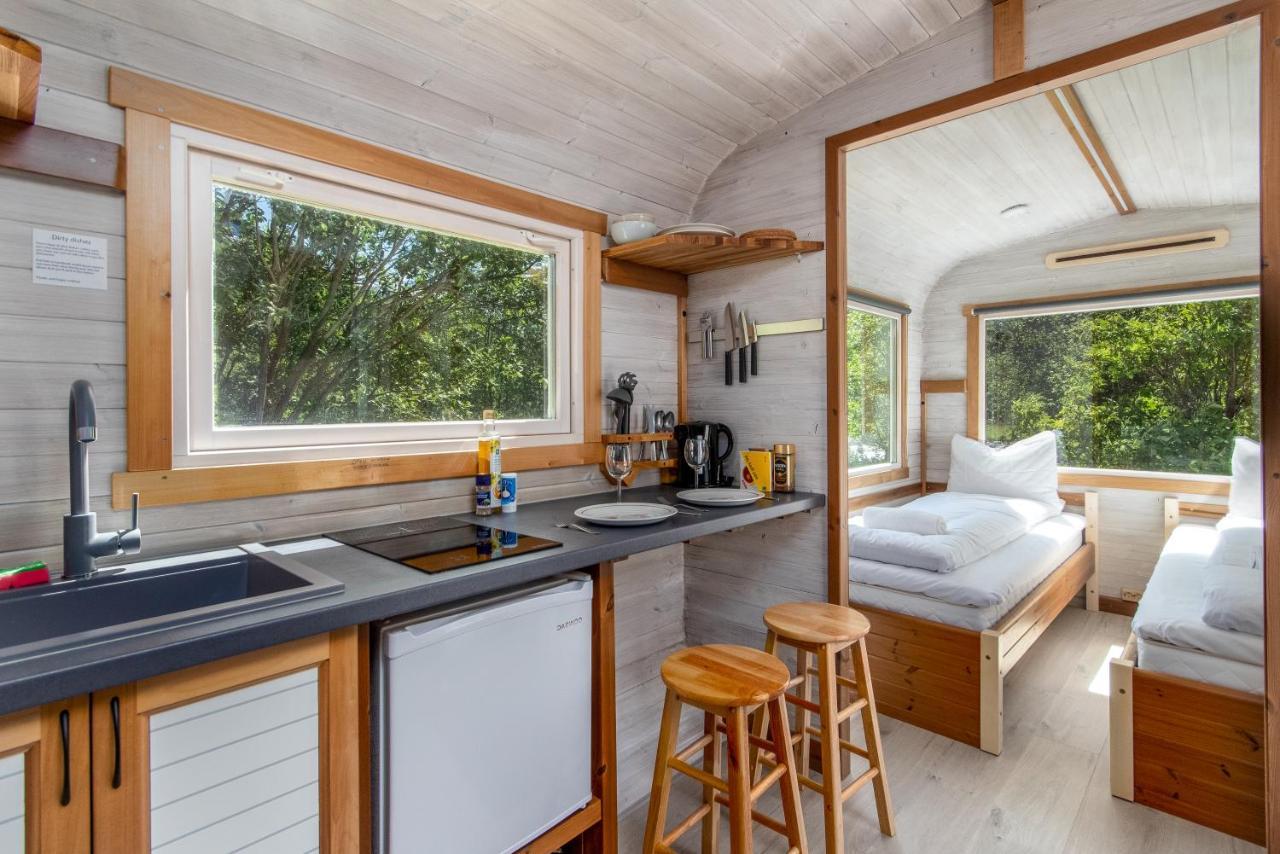 Tiny House With Terrace Villa Flam Bagian luar foto