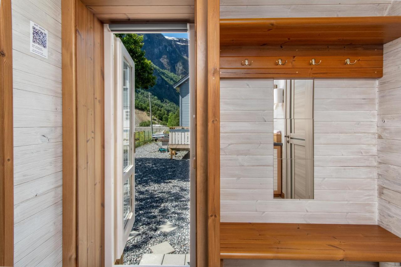 Tiny House With Terrace Villa Flam Bagian luar foto